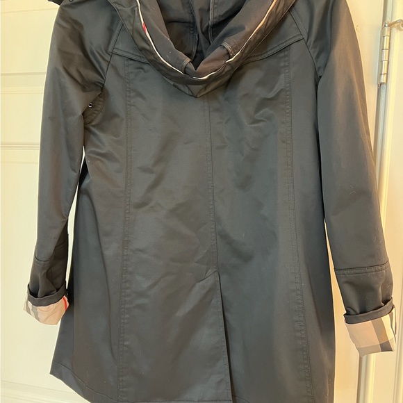 Burberry Bowpark Coat - Picture 8 of 14